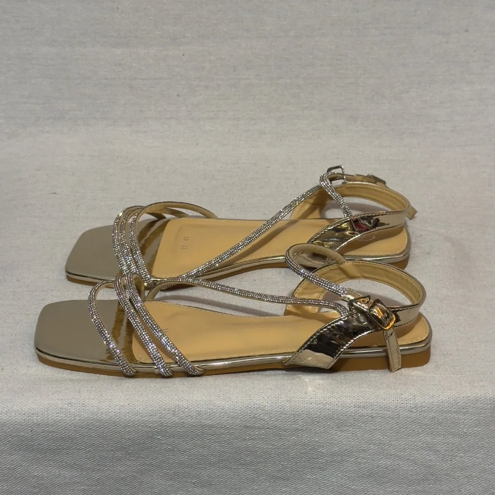 ❤️‍🔥4 for $25 SALE: Elegant Gold Women's Sandals - Picture 6 of 8